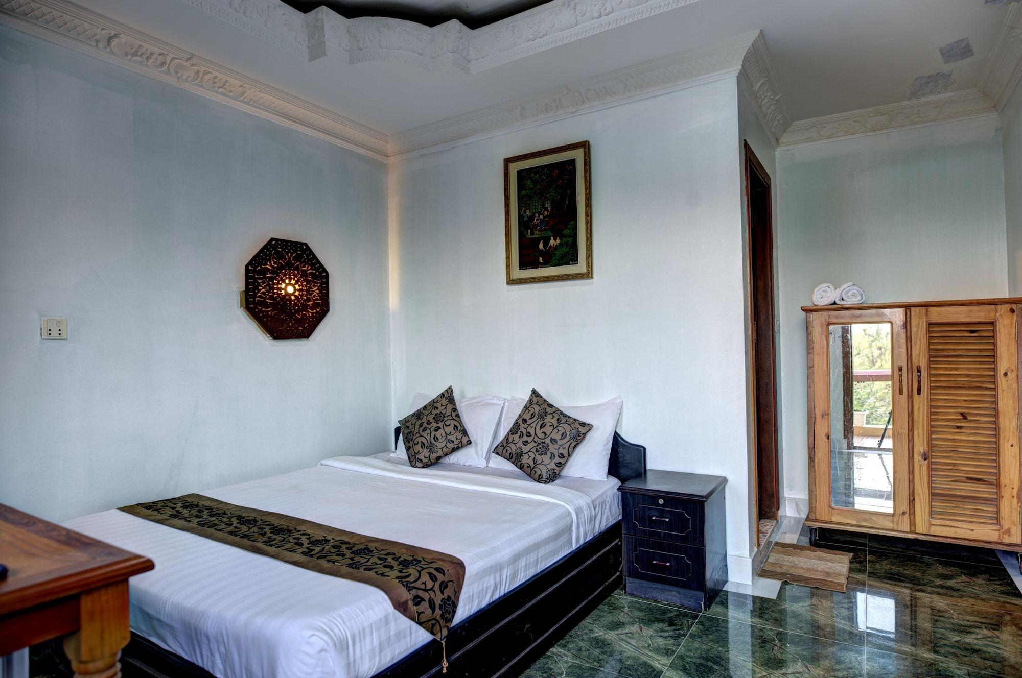 Rs Ii 3* Phnom Penh